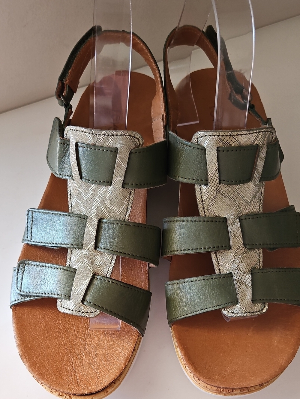 NWOT Revere Santorini Gladiator Sandals in the khaki/olive colorway SZ 41